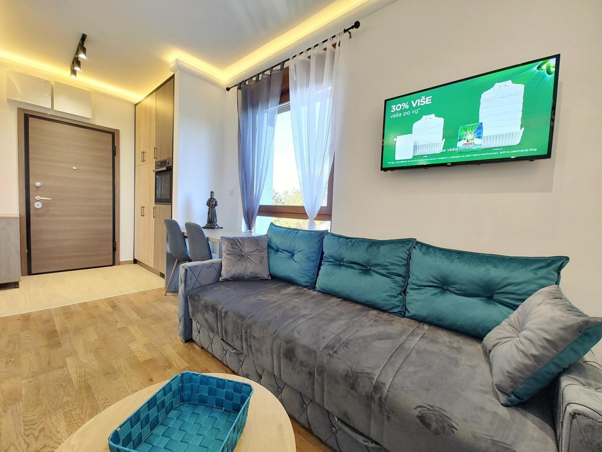兹拉蒂博尔Velika Recepcija Cc Magnet公寓式酒店 外观 照片