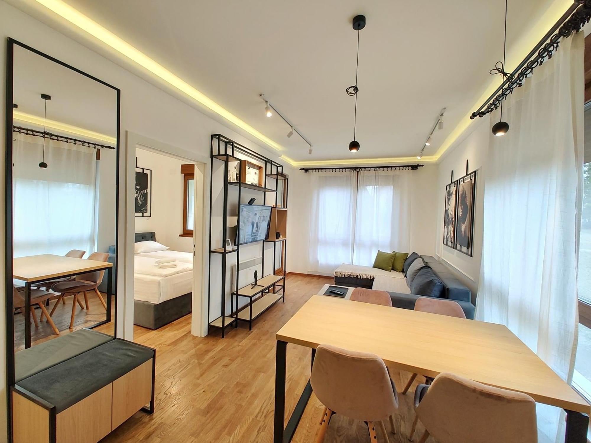 兹拉蒂博尔Velika Recepcija Cc Magnet公寓式酒店 外观 照片