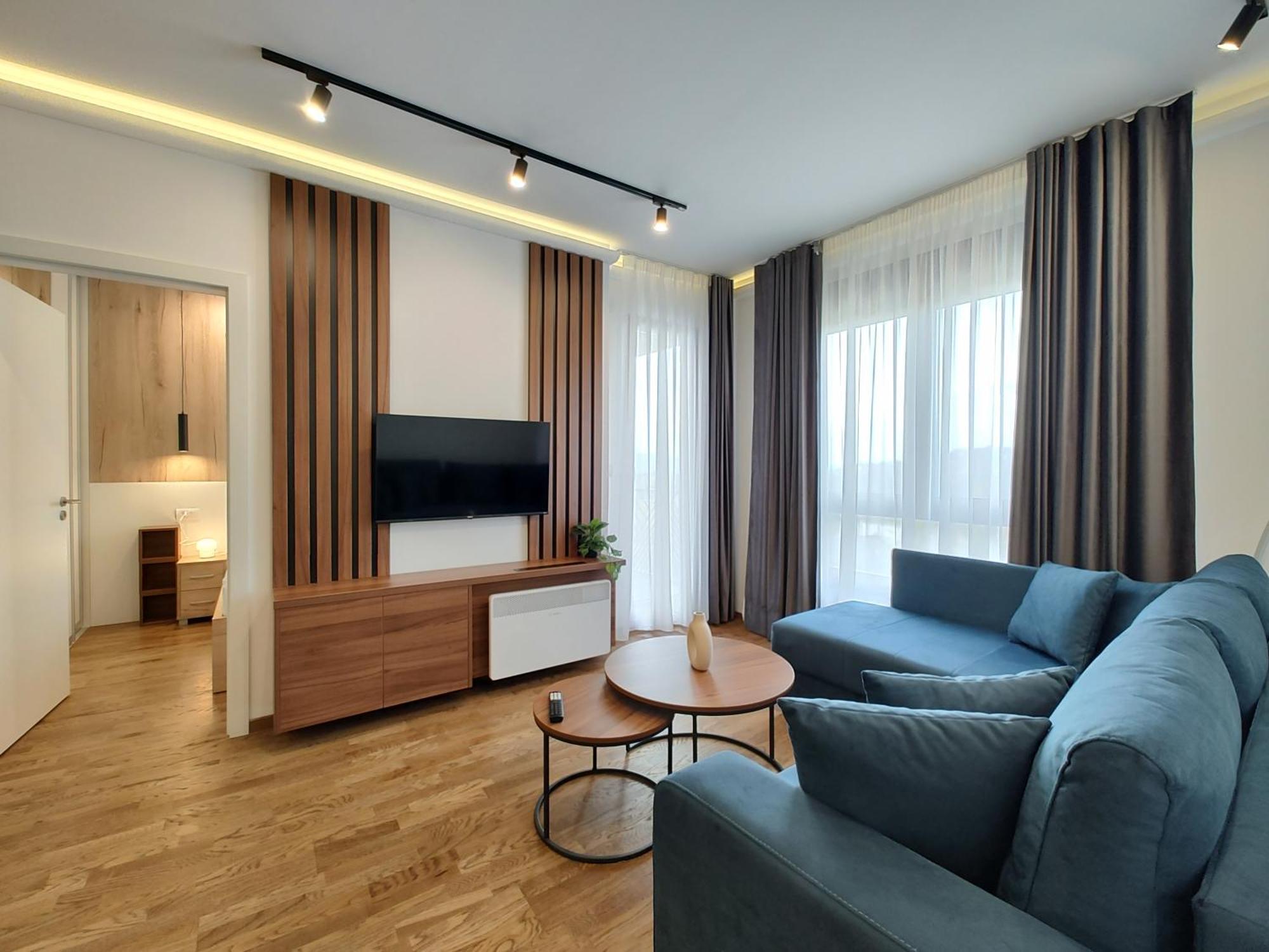 兹拉蒂博尔Velika Recepcija Cc Magnet公寓式酒店 外观 照片